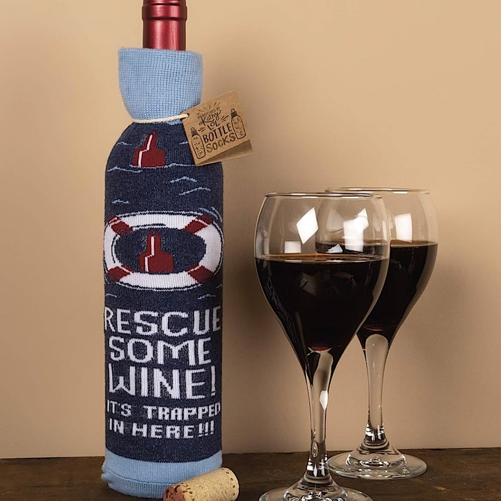NWT “RESCUE SOME WINE! IT’S TRAPPED IN HERE!!!” Bottle Sock